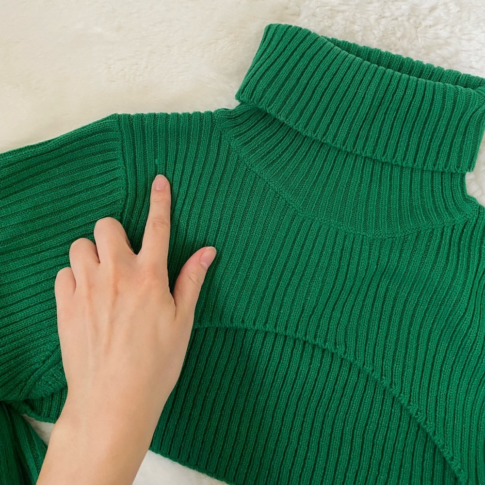 NWOT Green Cropped Ribbed Turtleneck Sweater | H&M - Picture 14 of 14